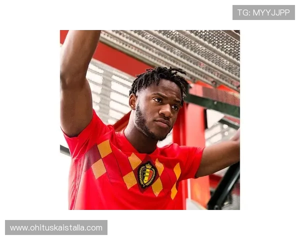 日本队队长吉田麻也状态回暖，领衔球队备战世界杯展现竞争力