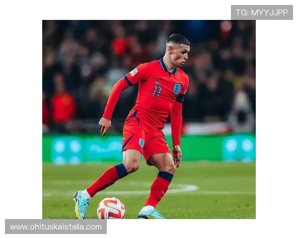 恩昆库 vs 福登:多面手效率与战术定位对比 恩昆库 vs 福登:多面手效率与战术定位对比