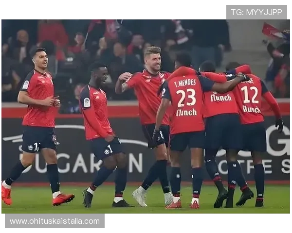 曼联锋线效率问题显现,近期转化率下降对争冠形势形成制约 曼联锋线效率问题显现,近期转化率下降对争冠形势形成制约